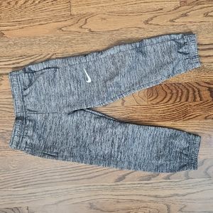 Nike Boys size 6 Dri-fit sweatpants